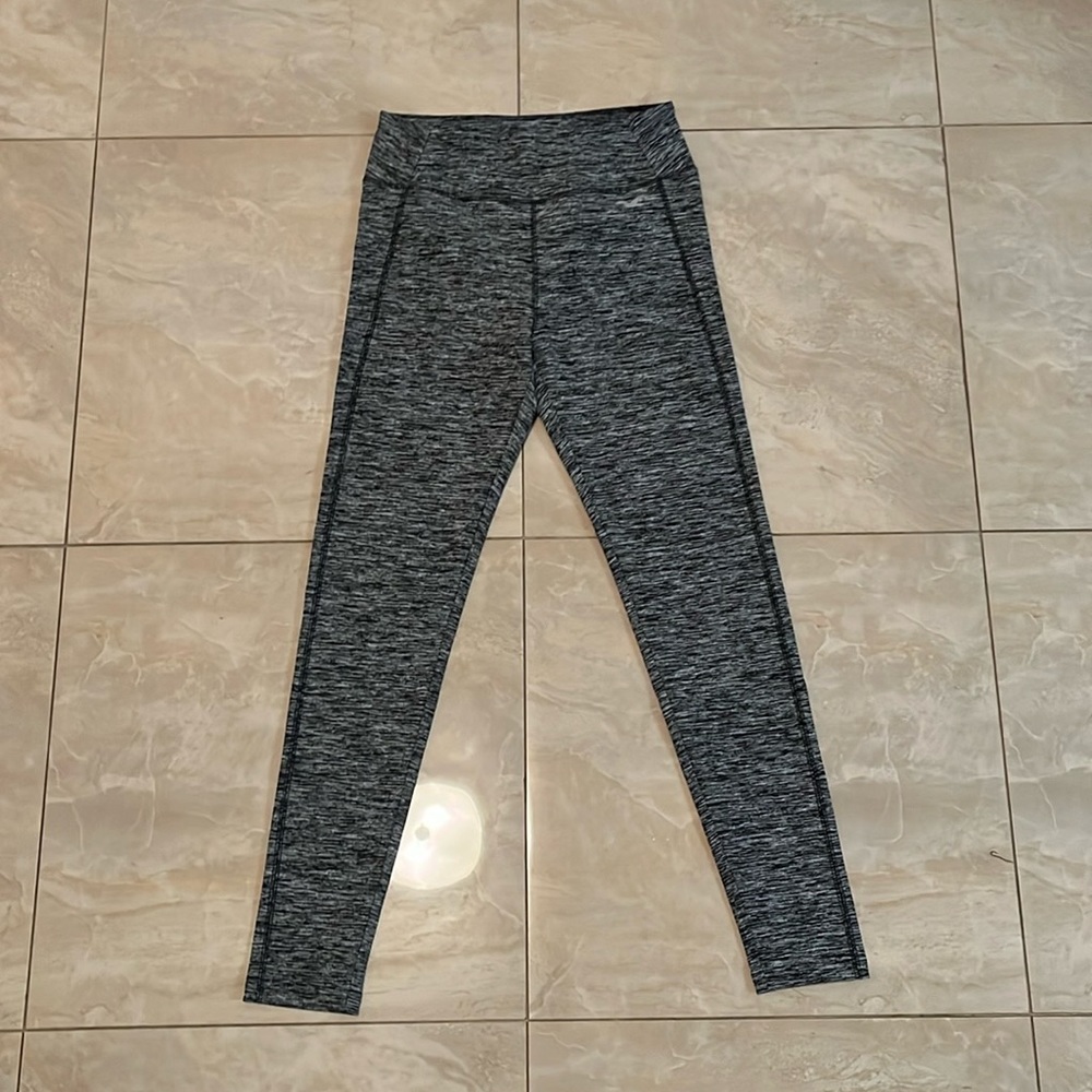 Hollister heather grey leggings
